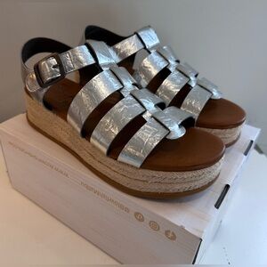 New, Woman’s Blowfish Malibu Madrid 2 Sandals